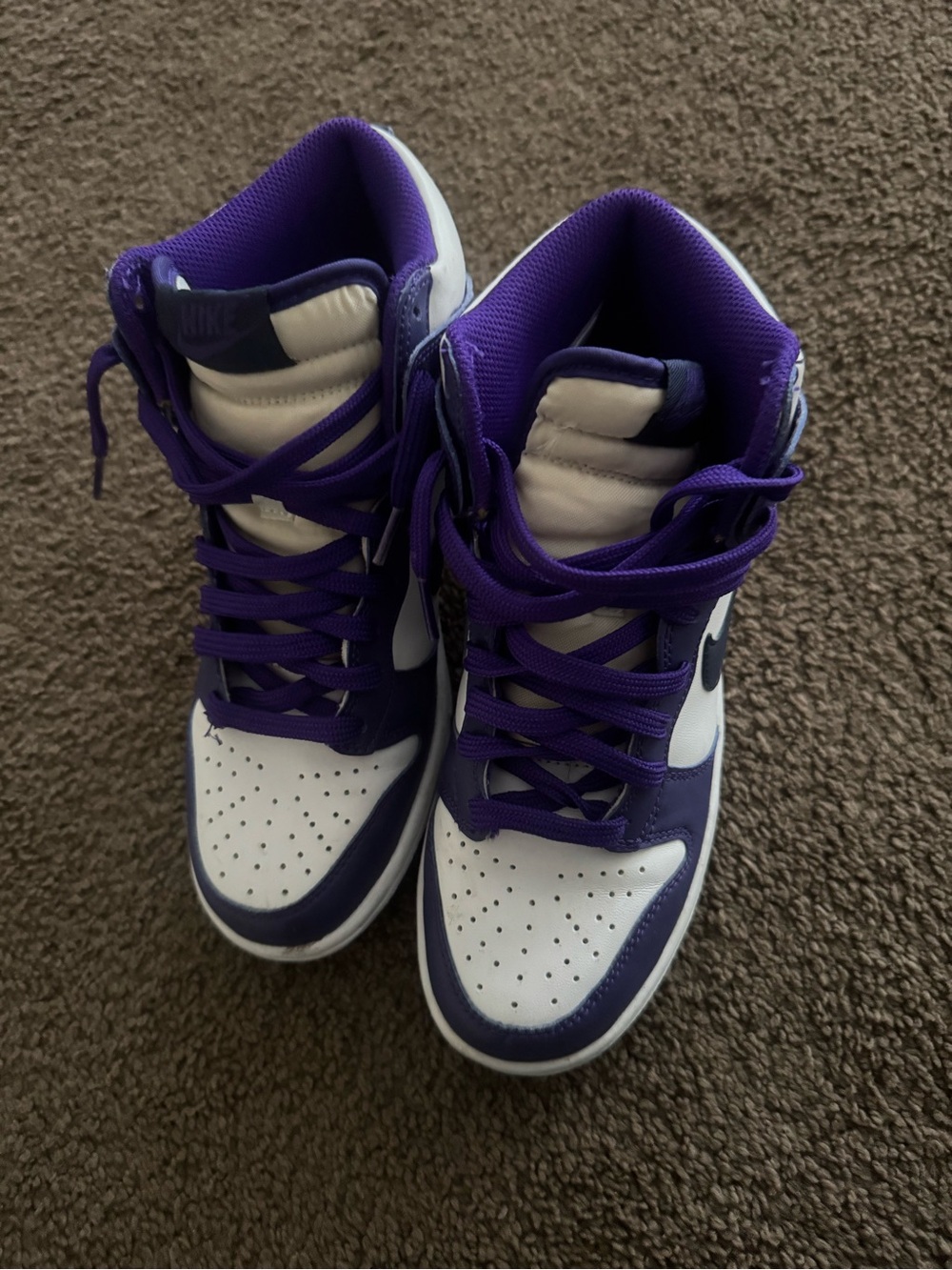 Nike Women's Purple Running Sneakers - Picture 3 of 3